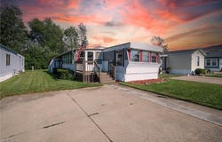 83 Rathbun Drive, Marblehead, OH 43440