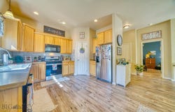 215 N 4th Street unit: B, Manhattan, MT 59741