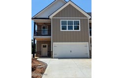 104 Lombardy Lane, Oak Ridge, TN 37830