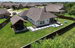 520 Royal Oaks Lane, Oak Point, TX 75068