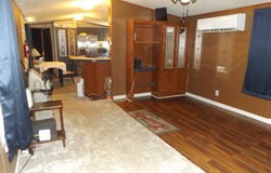 285 Weddle St., Hillsville, VA 24343