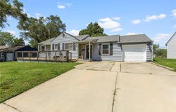 8602 W 55TH Street, Merriam, KS 66202