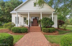 3826 Mississippi 18, Brandon, MS 39042