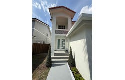 13911 SW 100th Ln, Miami, FL 33186
