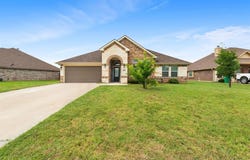 911 Elk Ridge Drive, Stephenville, TX 76401