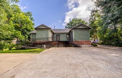 510 E Pillar, Nacogdoches, TX 75961