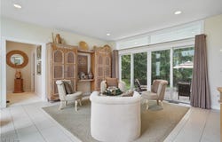 255 Bonnie Lane, Aurora, OH 44202