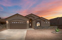 1221 Osage Court, Las Cruces, NM 88005