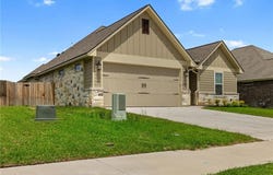 2906 Spector Drive, Bryan, TX 77808