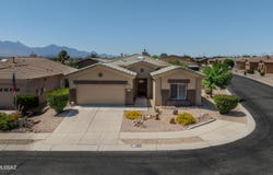 82 E Calle De La Semilla, Green Valley, AZ 85614