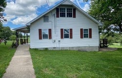 1076  N Barrington  RD, Tontitown, AR 72762
