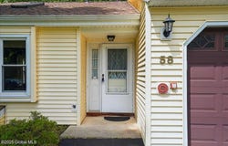 58 Westchester Drive, Clifton Park, NY 12065