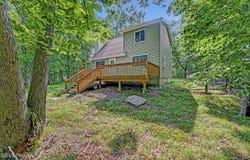 124 Granite Drive, Hawley, PA 18428