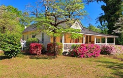 616 N Fulton Street, Raeford, NC 28376
