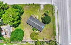 1056 9th Street SW, Vero Beach, FL 32962