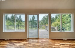 28502 CHAPMAN Rd, Scappoose, OR 97056