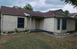 701 GREENWICH Pl, Round Rock, TX 78664