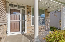 626 Eastgate Parkway, Mahtomedi, MN 55115