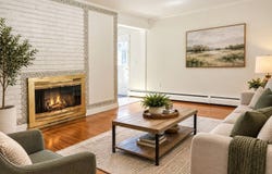 13 Squirrel Ln, Levittown, NY 11756