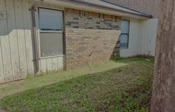 3014 Forestridge Dr, Enid, OK 73701