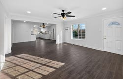 E 87th Street, Palmdale, CA 93552