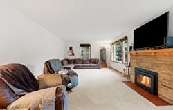 1417 OAKRIDGE Avenue, KAUKAUNA, WI 54130