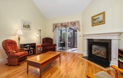 37 Acorn Ave, Fitchburg, MA 01420