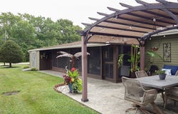8075 Crestwood Drive, Garrettsville, OH 44231