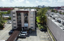 3640 NW 9th St, Miami, FL 33125