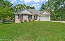 100 Kings Down Drive, Crossville, TN 38558