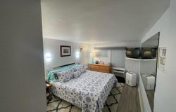 7 Dehnhoff Walk, Ocean Beach, NY 11770
