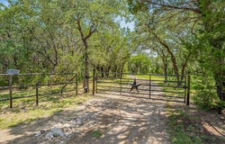 1982 County Road 2140, Iredell, TX 76649