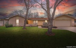 8223 Joe Dimaggio Dr, San Antonio, TX 78240