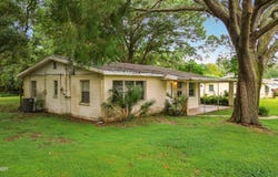 2554 Pine Avenue, Mims, FL 32754