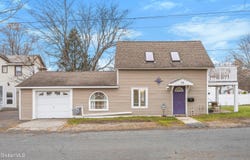 79 Starr Avenue, Schenectady, NY 12304