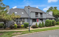84 Linda Lane, Edison, NJ 08820