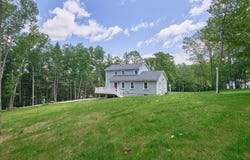 126 Old Southbridge Rd, Dudley, MA 01571