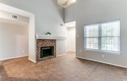 858 Creekside Drive, Lewisville, TX 75067