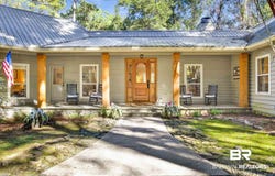 15 Woods Avenue, Fairhope, AL 36532