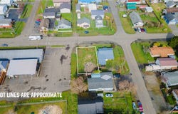 1015 N LAKE Rd, Lakeside, OR 97449