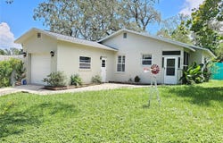 612 BOSTON STREET, TARPON SPRINGS, FL 34689