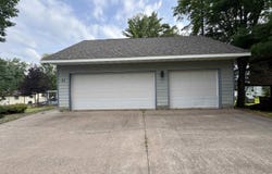 33 Michigan, Montreal, WI 54550