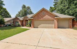 10310 Bonnycastle Drive, Yukon, OK 73099