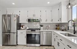 57 Squantum Ave, Hanson, MA 02341