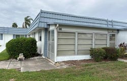 1901 ANDOVER Way, SUN CITY CENTER, FL 33573