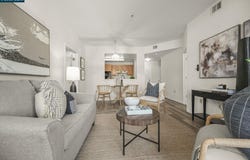 1860 Tice Creek Dr, Walnut Creek, CA 94595