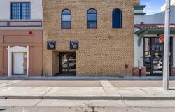 321 5th ST, HOLLISTER, CA 95023
