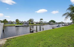 1049 APOLLO BEACH BOULEVARD, APOLLO BEACH, FL 33572