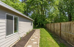 865 SE ROBERTS CT, McMinnville, OR 97128
