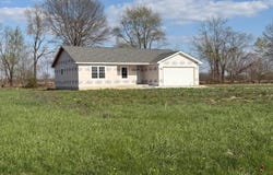 2071 S Friendship Drive, Paragon, IN 46166
